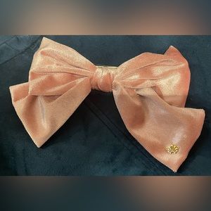 Lele Sadoughi dusty rose jumbo velvet bow barrette